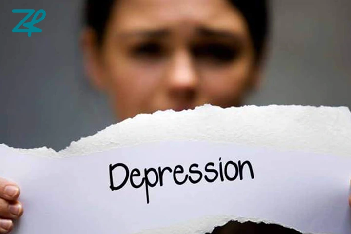 بررسی 11 علل افسردگی که افراد را درگیر می‌کنند.